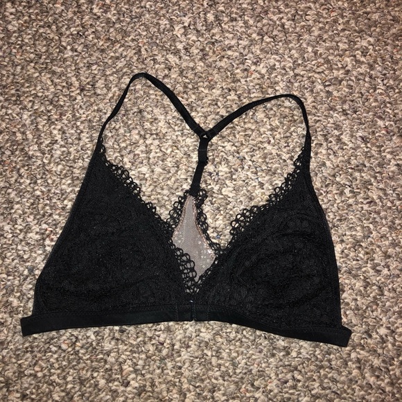 Lot of 2 Victoria’s Secret lace bras - Picture 1 of 6